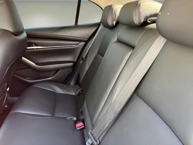 2021 Mazda Mazda3 Select