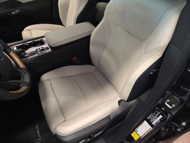 2026 Lexus RX 450h+ Luxury