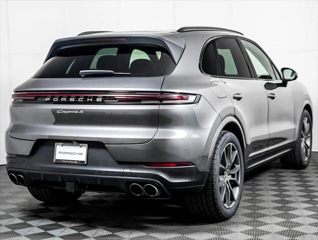 2024 Porsche Cayenne S