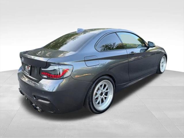 2016 BMW M2 M235i