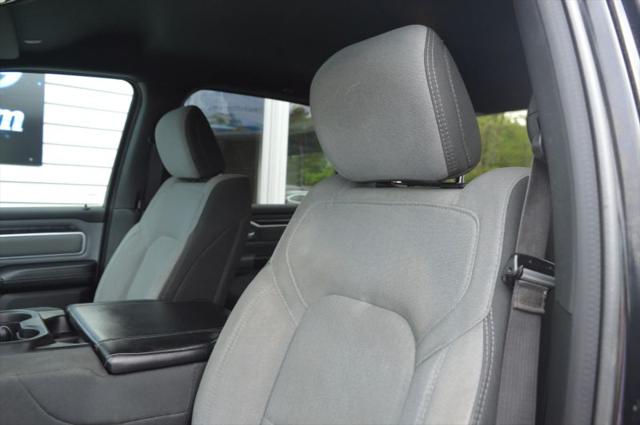 2022 Ram 1500 Big Horn Crew Cab 4x4 5'7" Box