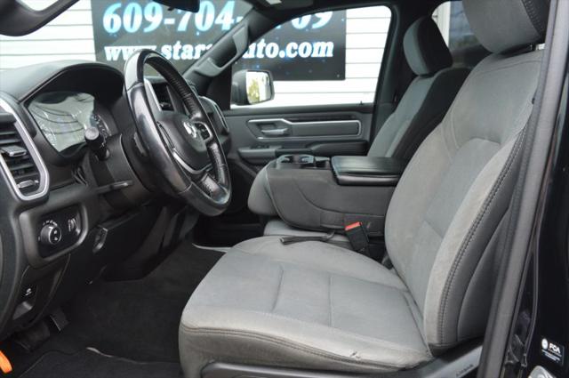 2022 Ram 1500 Big Horn Crew Cab 4x4 5'7" Box