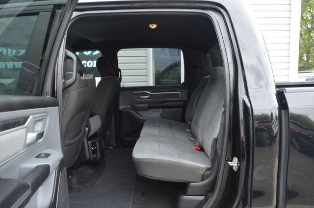 2022 Ram 1500 Big Horn Crew Cab 4x4 5'7" Box