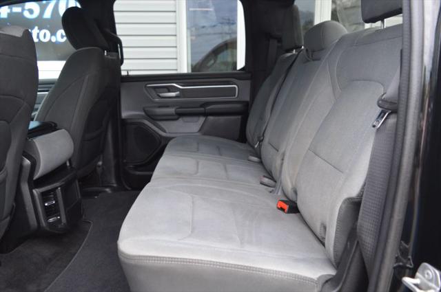 2022 Ram 1500 Big Horn Crew Cab 4x4 5'7" Box