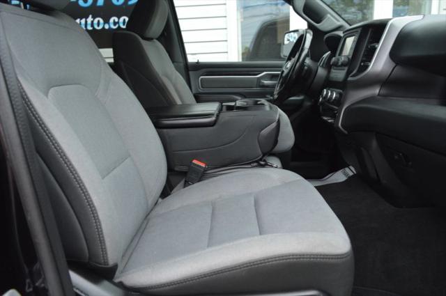 2022 Ram 1500 Big Horn Crew Cab 4x4 5'7" Box