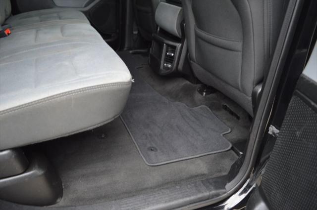 2022 Ram 1500 Big Horn Crew Cab 4x4 5'7" Box