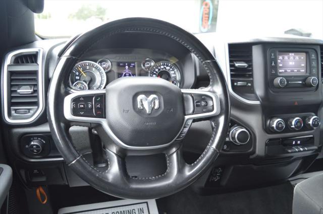 2022 Ram 1500 Big Horn Crew Cab 4x4 5'7" Box