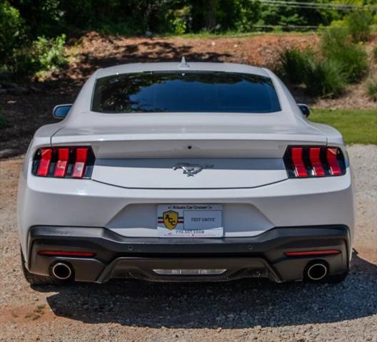 2024 Ford Mustang EcoBoost Fastback