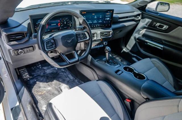 2024 Ford Mustang EcoBoost Fastback