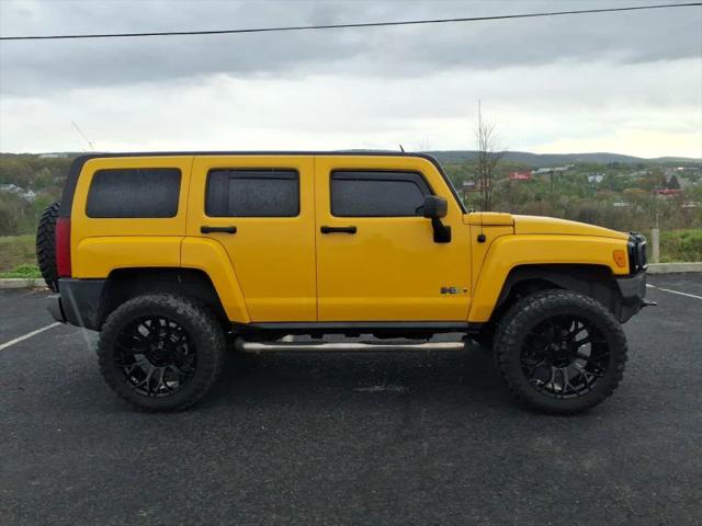 2006 HUMMER H3 Base