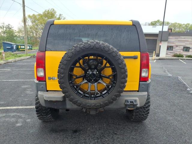 2006 HUMMER H3 Base