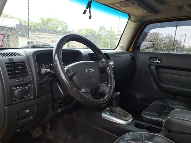 2006 HUMMER H3 Base