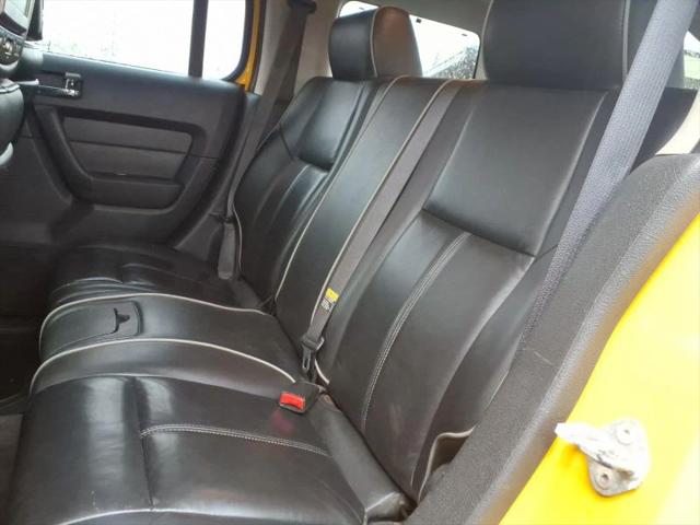 2006 HUMMER H3 Base
