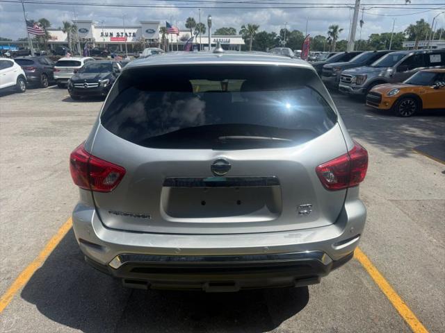 2019 Nissan Pathfinder SV
