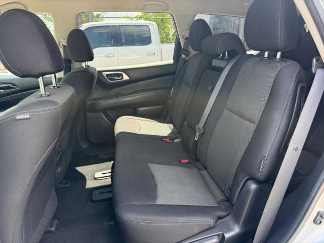 2019 Nissan Pathfinder SV