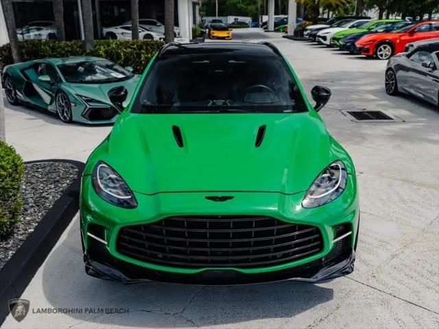 2025 Aston Martin DBX 707