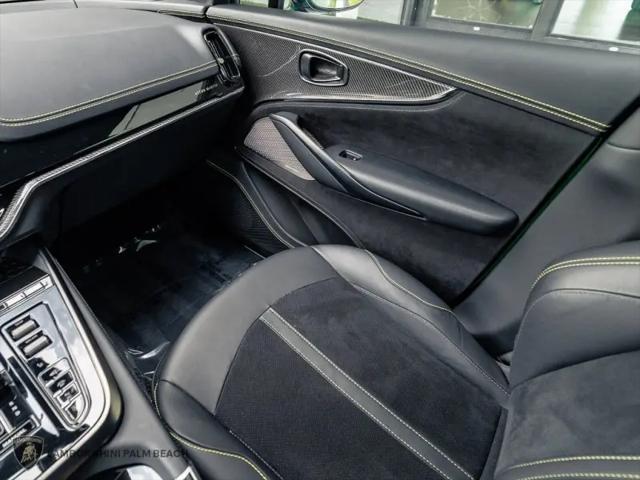 2025 Aston Martin DBX 707