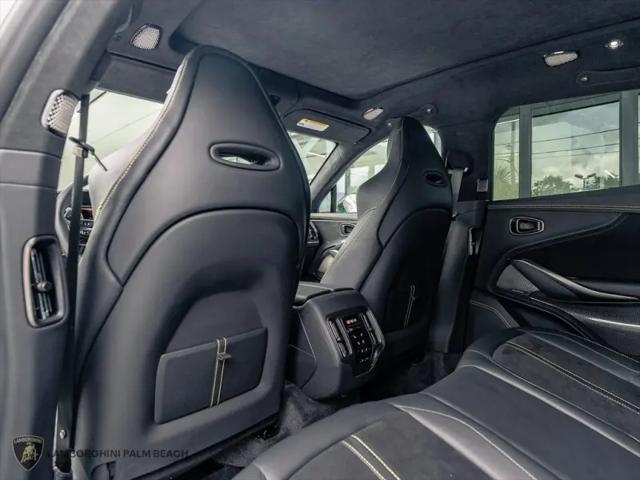 2025 Aston Martin DBX 707