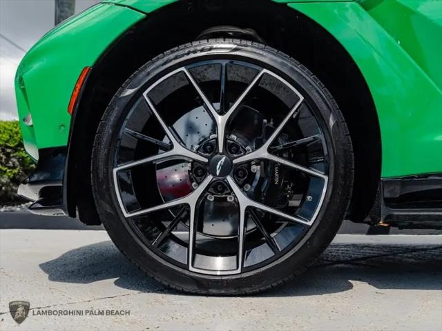 2025 Aston Martin DBX 707