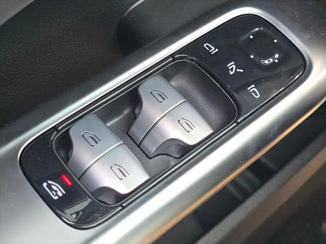 2026 Mercedes-Benz C-CLASS C 300 C 300