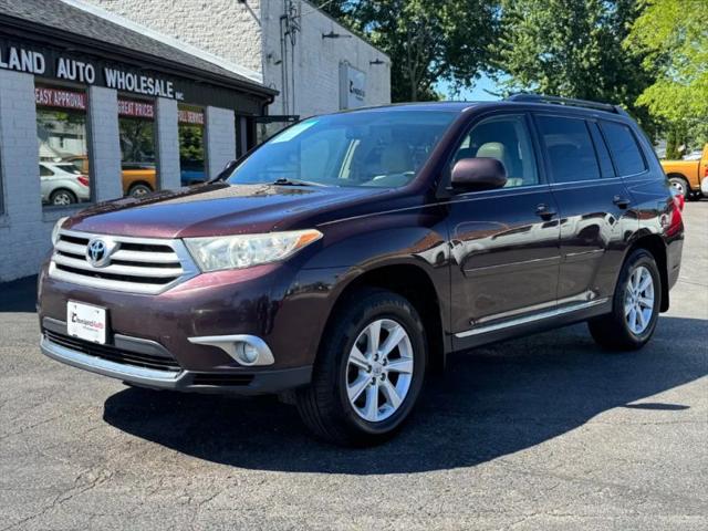 2011 Toyota Highlander SE V6 for sale in Willowick, OH
