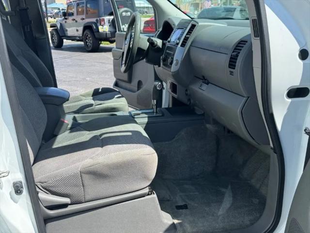 2017 Nissan Frontier SV