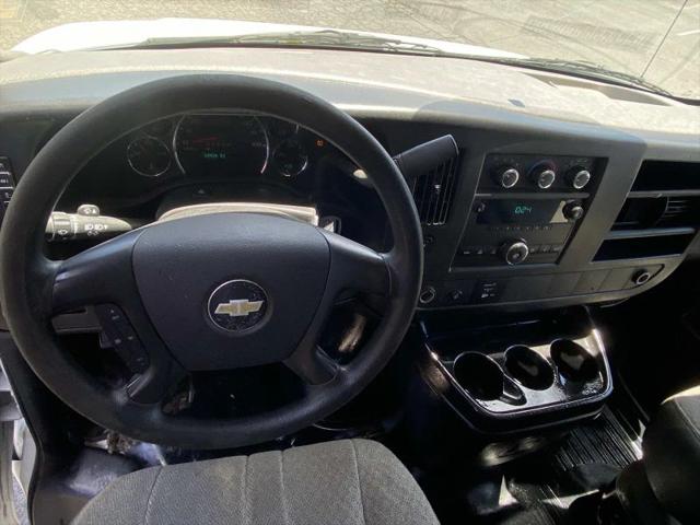 2014 Chevrolet Express Cutaway 3500