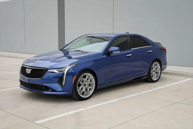 2023 Cadillac CT4 Luxury