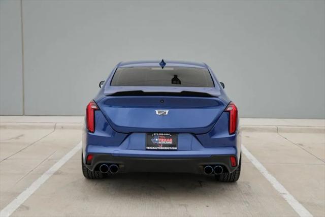 2023 Cadillac CT4 Luxury