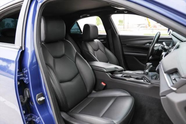 2023 Cadillac CT4 Luxury