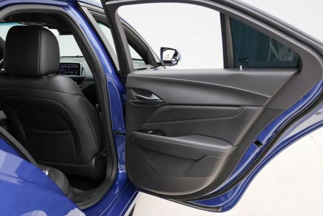 2023 Cadillac CT4 Luxury