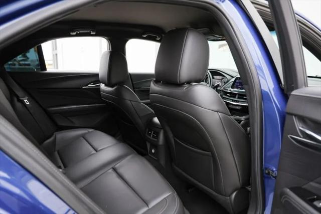 2023 Cadillac CT4 Luxury