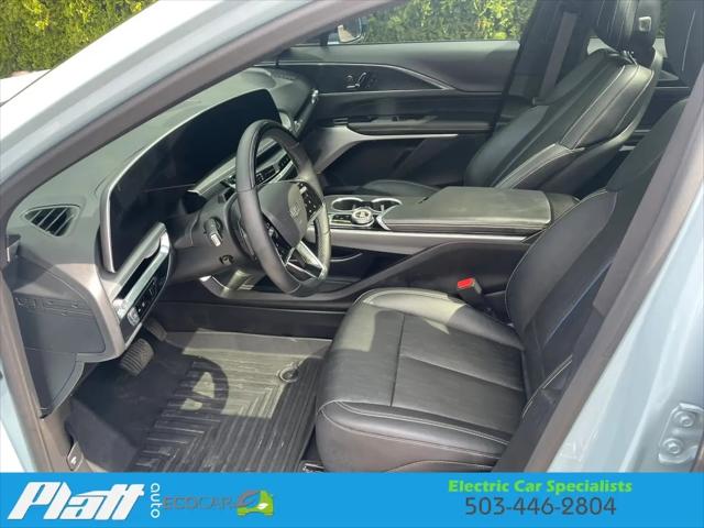 2024 Cadillac iQ Sport w/1SJ