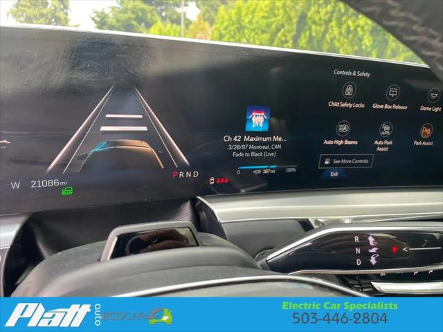 2024 Cadillac iQ Sport w/1SJ