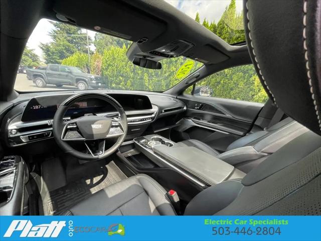2024 Cadillac iQ Sport w/1SJ