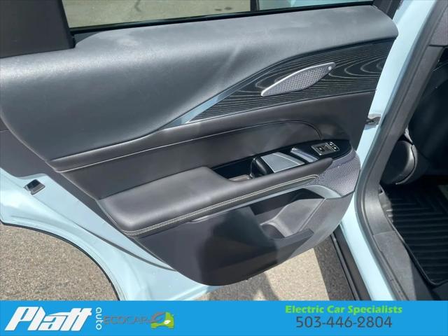 2024 Cadillac iQ Sport w/1SJ