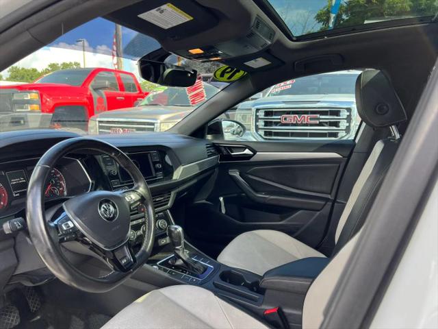 2019 Volkswagen Jetta 1.4T R-Line