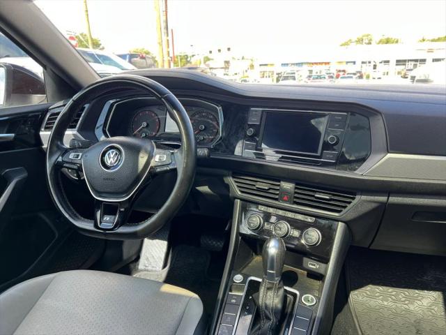 2019 Volkswagen Jetta 1.4T R-Line