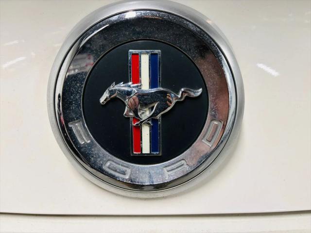 2010 Ford Mustang V6 Premium