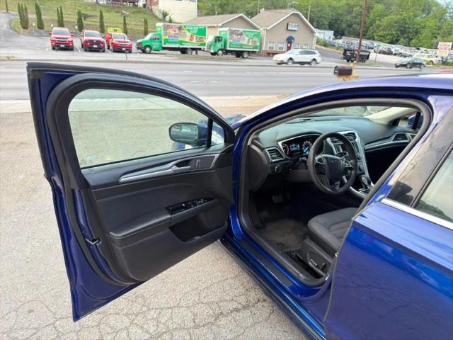 2015 Ford Fusion SE