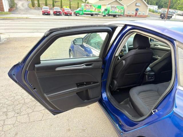 2015 Ford Fusion SE