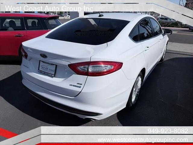 2016 Ford Fusion Hybrid SE