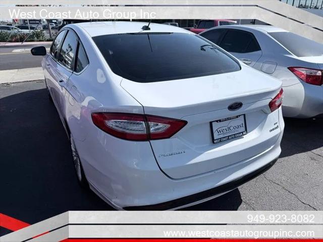 2016 Ford Fusion Hybrid SE
