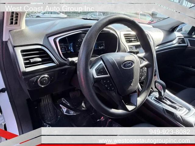 2016 Ford Fusion Hybrid SE