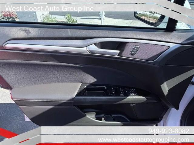 2016 Ford Fusion Hybrid SE
