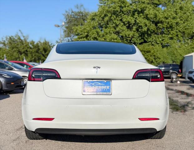 2022 Tesla Model 3 Rear-Wheel Drive