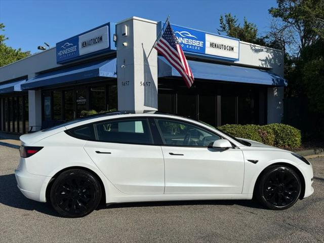 2022 Tesla Model 3 Rear-Wheel Drive