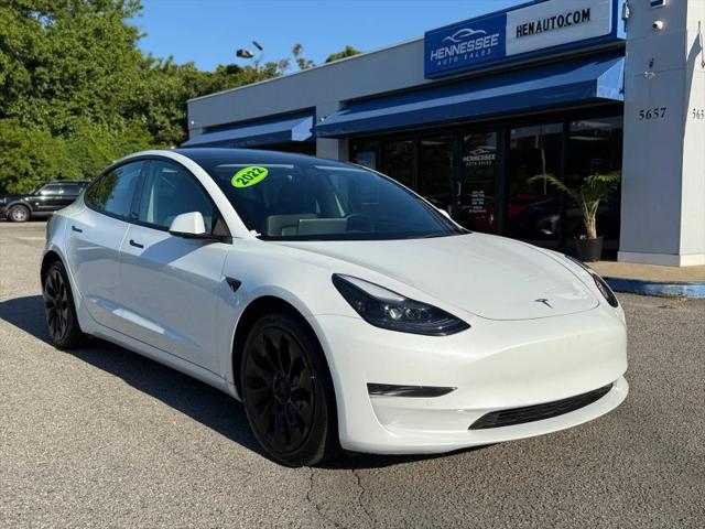 2022 Tesla Model 3 Rear-Wheel Drive