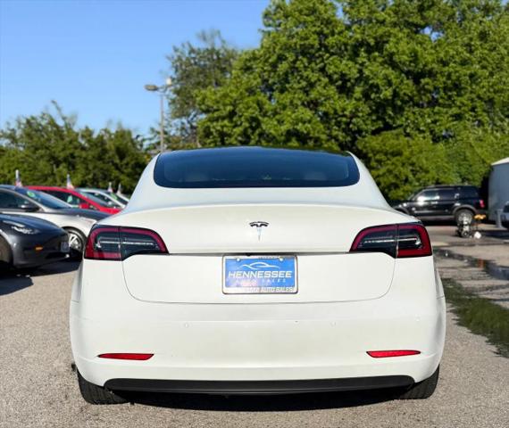 2022 Tesla Model 3 Rear-Wheel Drive