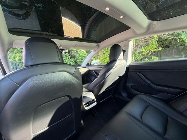 2022 Tesla Model 3 Rear-Wheel Drive